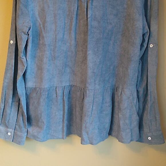 See and Be Seen Button Front Peplum Blouse Size M - Picture 9 of 9